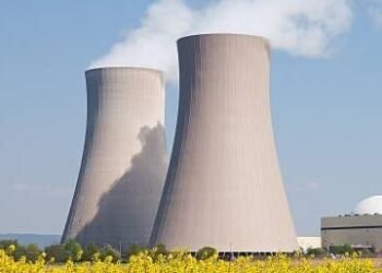 Dato que necesitas saber: el humo que sale de las centrales nucleares no es tóxico o radiactivo