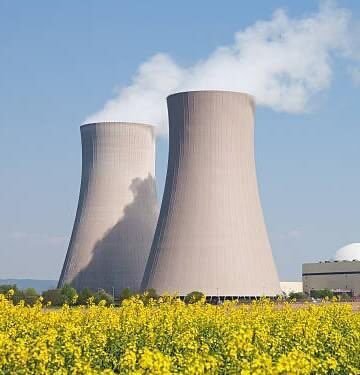 Dato que necesitas saber: el humo que sale de las centrales nucleares no es tóxico o radiactivo