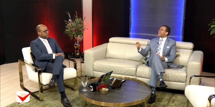 Director observatorio educativo denuncia déficit de calidad y falta de transparencia en compras de materiales del MINERD