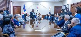 Superintendente Josefa Castillo y sector seguros anuncian responderán reclamos de usuarios perjudicados por las lluvias