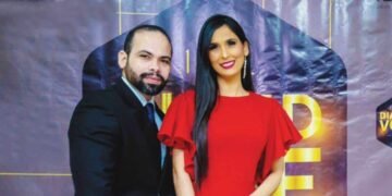 Loctores Josefina Hernández y Abraham Santamaría nominados a los Voice Arts Awards 2023