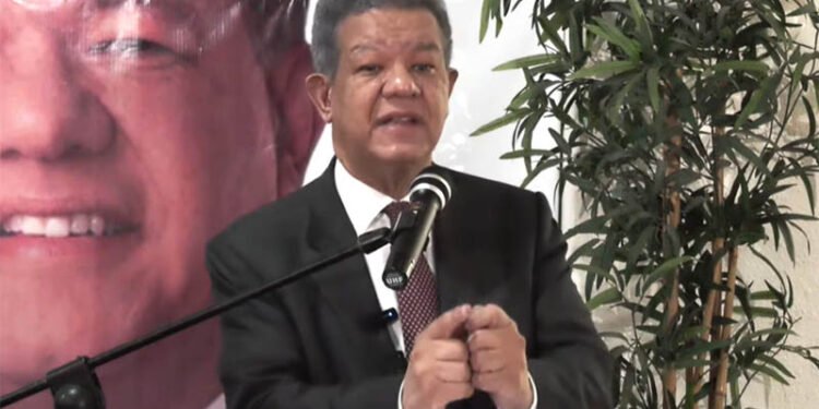 Leonel hace propuesta para eliminar el famoso anticipo