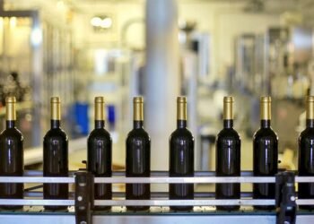 La producción mundial de vino de este año será la más baja desde 1961