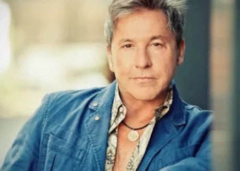 No retiro solo un descansito……Ricardo Montaner decidió tomarse un sabático de los escenarios. Está preparando un disco de unos 10 o 11 temas“