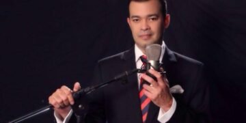 Alex Bueno vive un momento importante en su carrera artística.