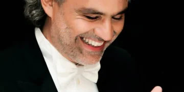 Andrea Bocelli se presentará en el Estadio Olímpico en febrero 2024