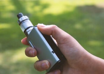 Advierten es urgente restringir venta cigarrillos electrónicos a menores