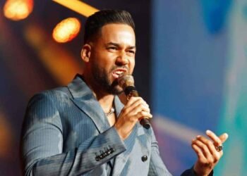 Romeo Santos enfurecido por mala organización de concierto: «Nunca he faltado el respeto al público»