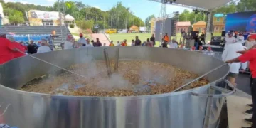 RD no logra romper el récord del sancocho más grande del mundo