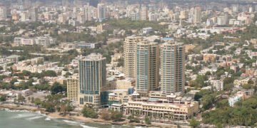 El Distrito Nacional y la provincia de Santo Domingo aportan el 40.7 % del PIB