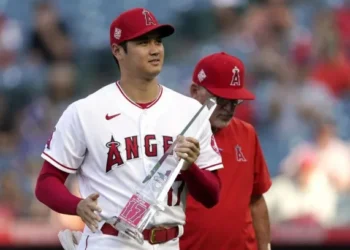 Ohtani, el genio japonés del béisbol con el contrato deportivo mas grande de la historia