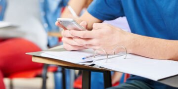 Mundo sin educación, nos jodimos…punto. Carta del profesor uruguayo Leonardo Haberkon