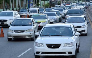 Los vehículos japoneses y coreanos dominan el parque vehicular local