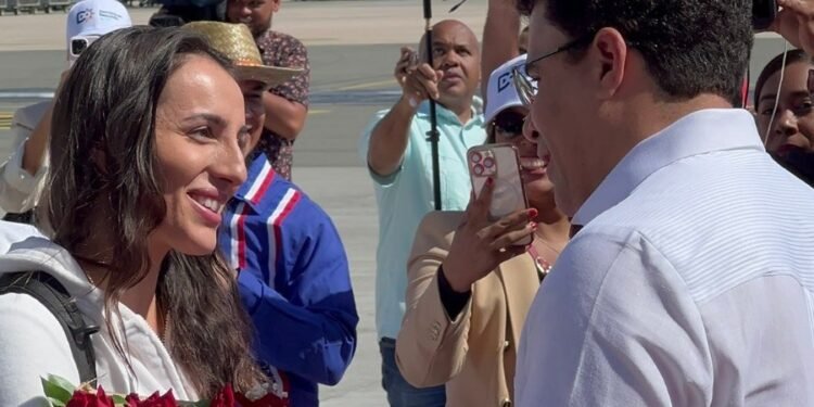 Arriba país visitante número 10 millones del 2023