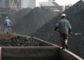 El consumo mundial de carbón batió un récord en 2023 pese al cambio climático