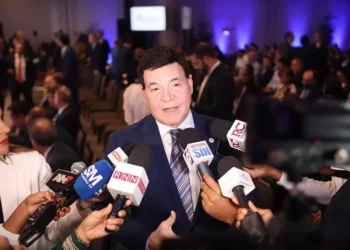 AIRD alerta “taponamiento” en canal de Panamá podría afectar costos en materias primas