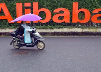 FT: Reestructuraciones y luchas de poder siembran el «caos» en el gigante chino Alibaba