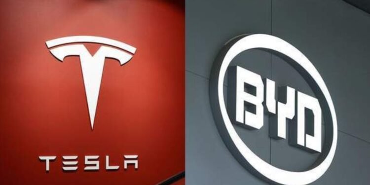 Fabricante chino BYD supera por primera vez a Tesla en venta de vehículos eléctricos