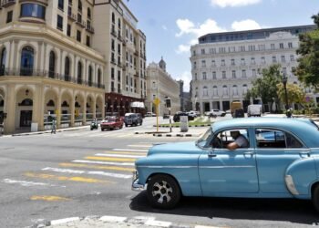 Cuba se encuentra de cara al mayor plan de ajuste en décadas