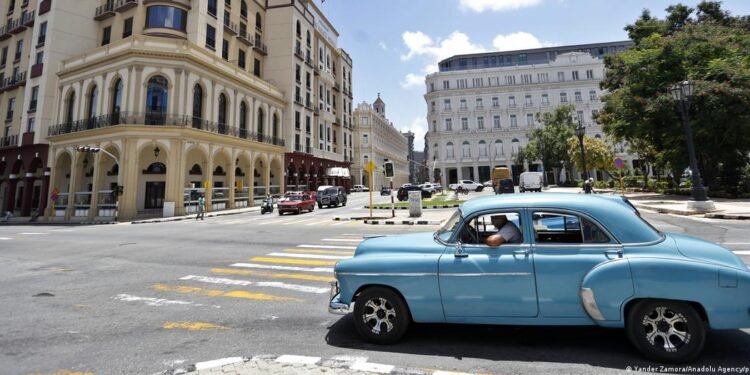 Cuba se encuentra de cara al mayor plan de ajuste en décadas