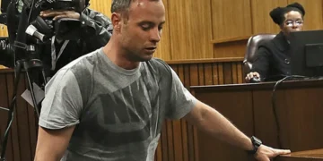 El oscuro futuro de Oscar Pistorius a horas de salir en libertad condicional: dónde vivirá, el temor a una venganza y una inquietante revelación