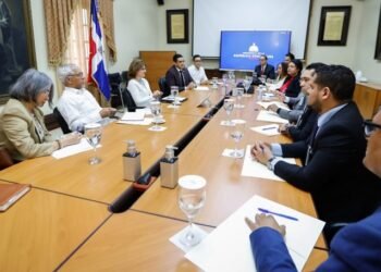 Gobierno anuncia relanzamiento del programa Salud Escolar