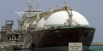 El transporte de gas licuado «se verá afectado» por tensión en el mar Rojo, advierte Catar