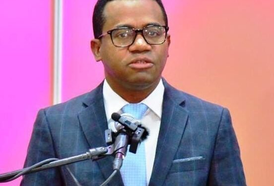 En los últimos tres los campos del país han sido afectados por tres plagas muy dañinas y una enfermedad viral terrible.