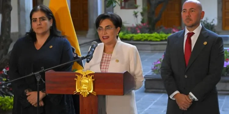 EEUU y Ecuador acuerdan cooperar contra el narcotráfico y ampliar mercados