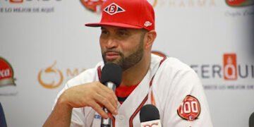Es oficial: Albert Pujols dirigirá al Escogido