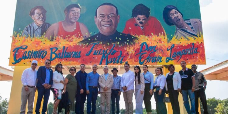 Designan anfiteatro con el nombre de Luisito Martí y develan escultura y mural en su homenaje