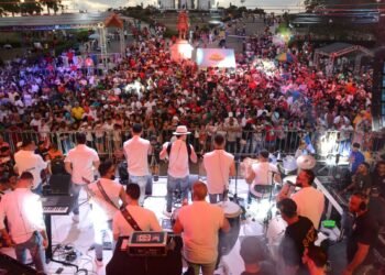 Con apoyo de la alcaldía arranca tradicional Carnaval de Santiago 2024