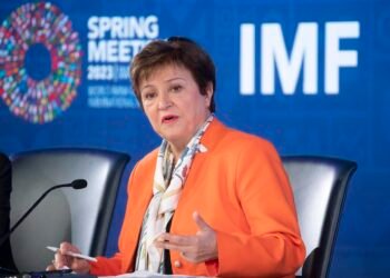 FMI confía en las perspectivas económicas mundiales pese a la incertidumbre