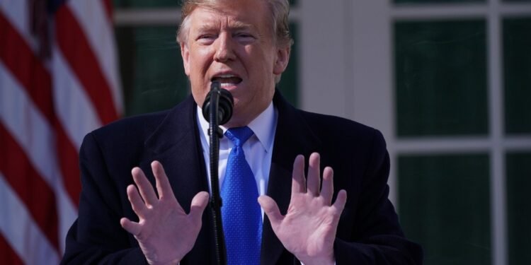 Donald Trump dice que los migrantes “están matando” a Estados Unidos