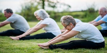 8 hábitos saludables para vivir mejor después de los 50 años
