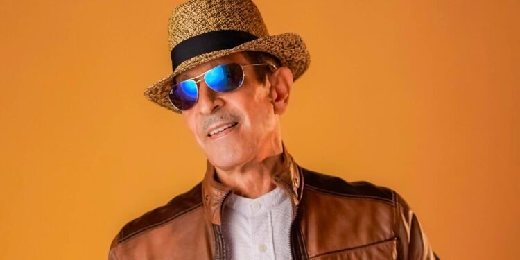 Jossie Esteban lanza «Me Duele», uniendo merengue con música de banda mexicana