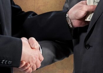 Un 62% de los dominicanos entiende que los políticos son corruptos