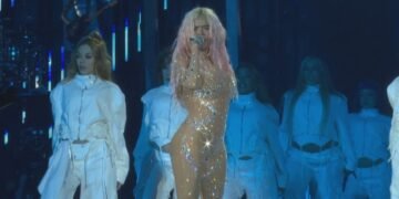 Karol G culmina un fin de semana “bonito” en el Estadio Olímpico