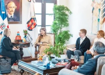 Representantes del Centro Carter visitan Santo Domingo para impulsar proyectos en favor de las mujeres