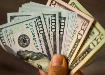 Crónicas relatan cómo los dólares «sucios» de Venezuela llegan a la República Dominicana