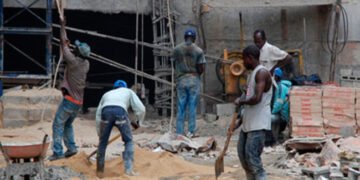 Haitianos lideran la mano de obra extranjera en el turismo