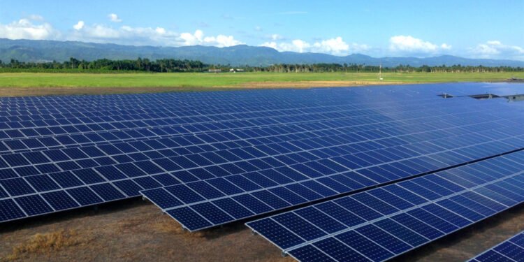República Dominicana tiene el reto de aumentar la capacidad solar instalada