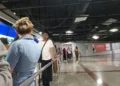 Pasajeros se quejan de retrasos de vuelo de JetBlue