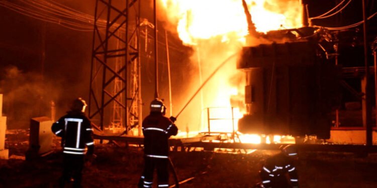 Estado Unidos pide cese ataques a refinerías rusas por temor alza petróleo