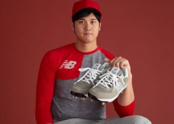 Shohei Ohtani tiene su propio logo con la marca New Balance
