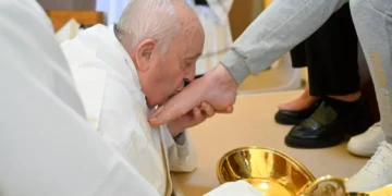 Viernes Santo: El víacrucis del papa ante la guerra y la violencia contra las mujeres