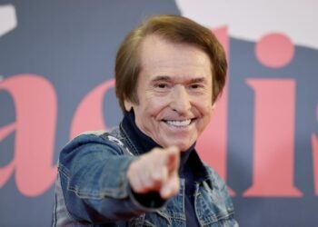 Raphael a sus 80 años: «Digo tajante que no voy a retirarme, no me veo vegetando»