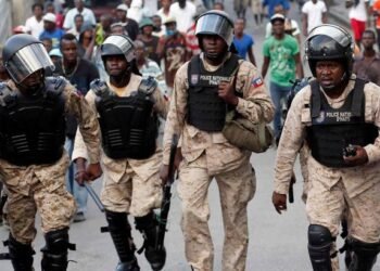 Biden aprueba entrega de armas a policía Haití con valor US$10 MM