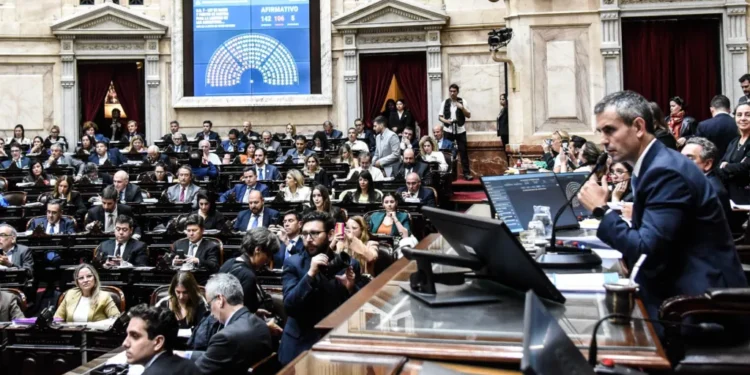 La Cámara de Diputados de Argentina aprueba la reforma laboral y facultades para Ejecutivo de Milei