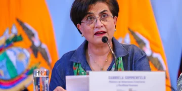 La canciller de Ecuador asegura que México incumplió primero la Convención de Viena